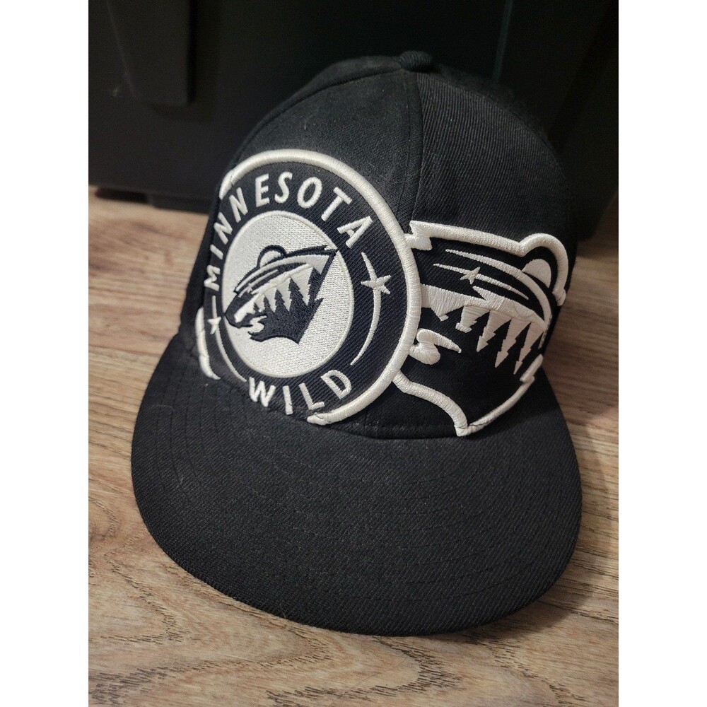 NHL New Era MN Wild Hockey Hat 100% Wool Black Size 7 1/2